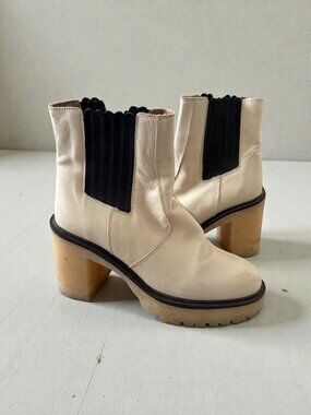 FREE PEOPLE Cream Leather Pull On Boots Size 37.5 / 7.5